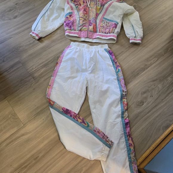 Floral Pink and White Women's Jacket - Picture 2 of 12